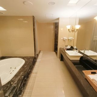 LINE_ALBUM_202305房間新拍照片陸續更新中_230612_79