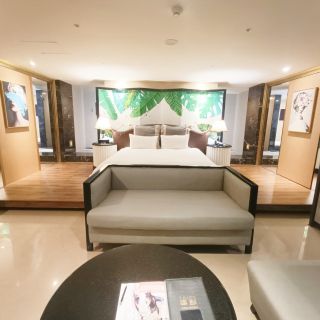LINE_ALBUM_202305房間新拍照片陸續更新中_2306161