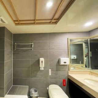 LINE_ALBUM_605.606_250204_1